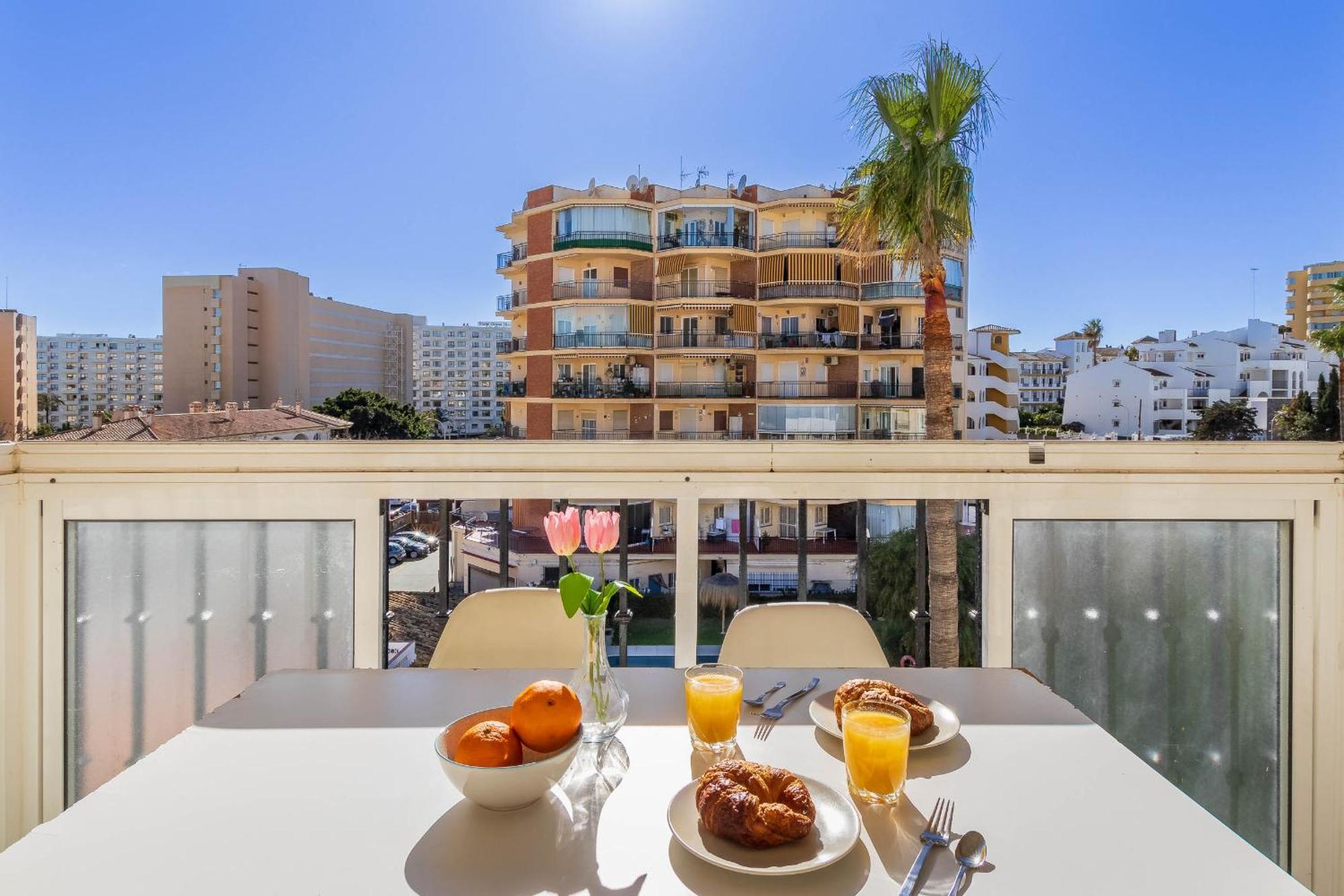 Erisa 68 By Ivi Real Estate Daire Torremolinos Dış mekan fotoğraf